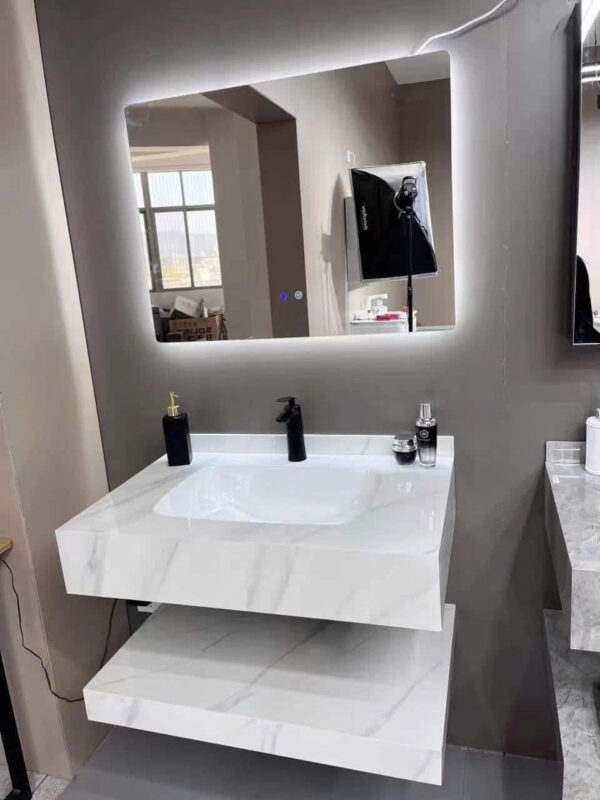 Bàn đá 2 tầng trắng vân mây trọn bộ có gương đèn led