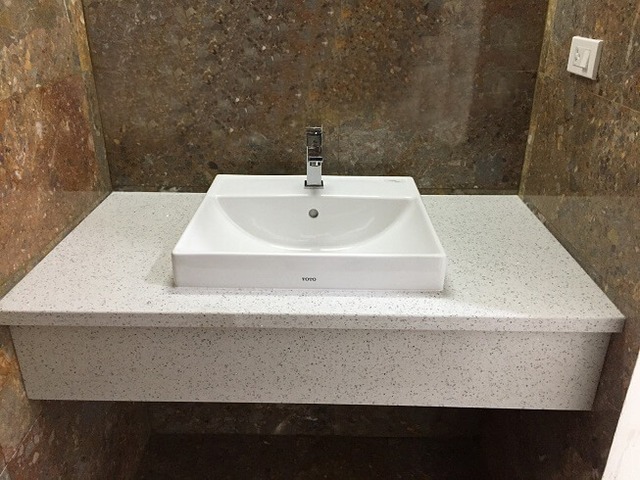 ban-da-lavabo-cua-eterra-9